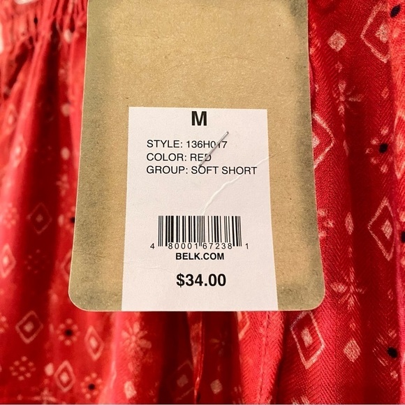 NWT True Craft Women's Medium red abstract print elastic waist frayed hem shorts - Picture 6 of 8